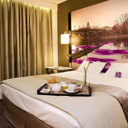 Готель Mercure Centre Wilson Capitole Тулуза