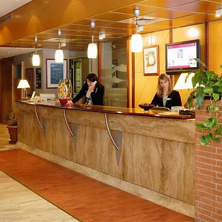 Mercure Centre Wilson Capitole 4* Тулуза